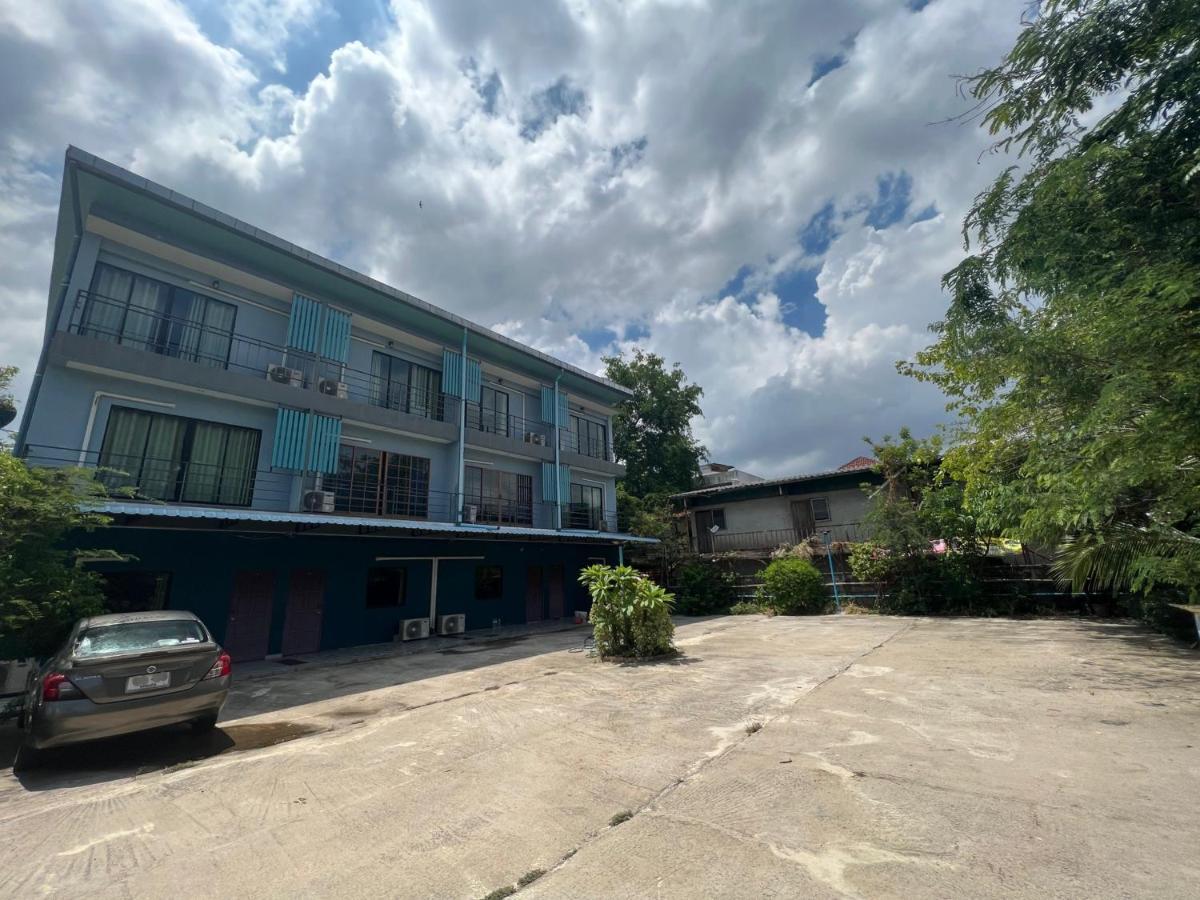 V Tharm Hotel Udon Thani Eksteriør billede