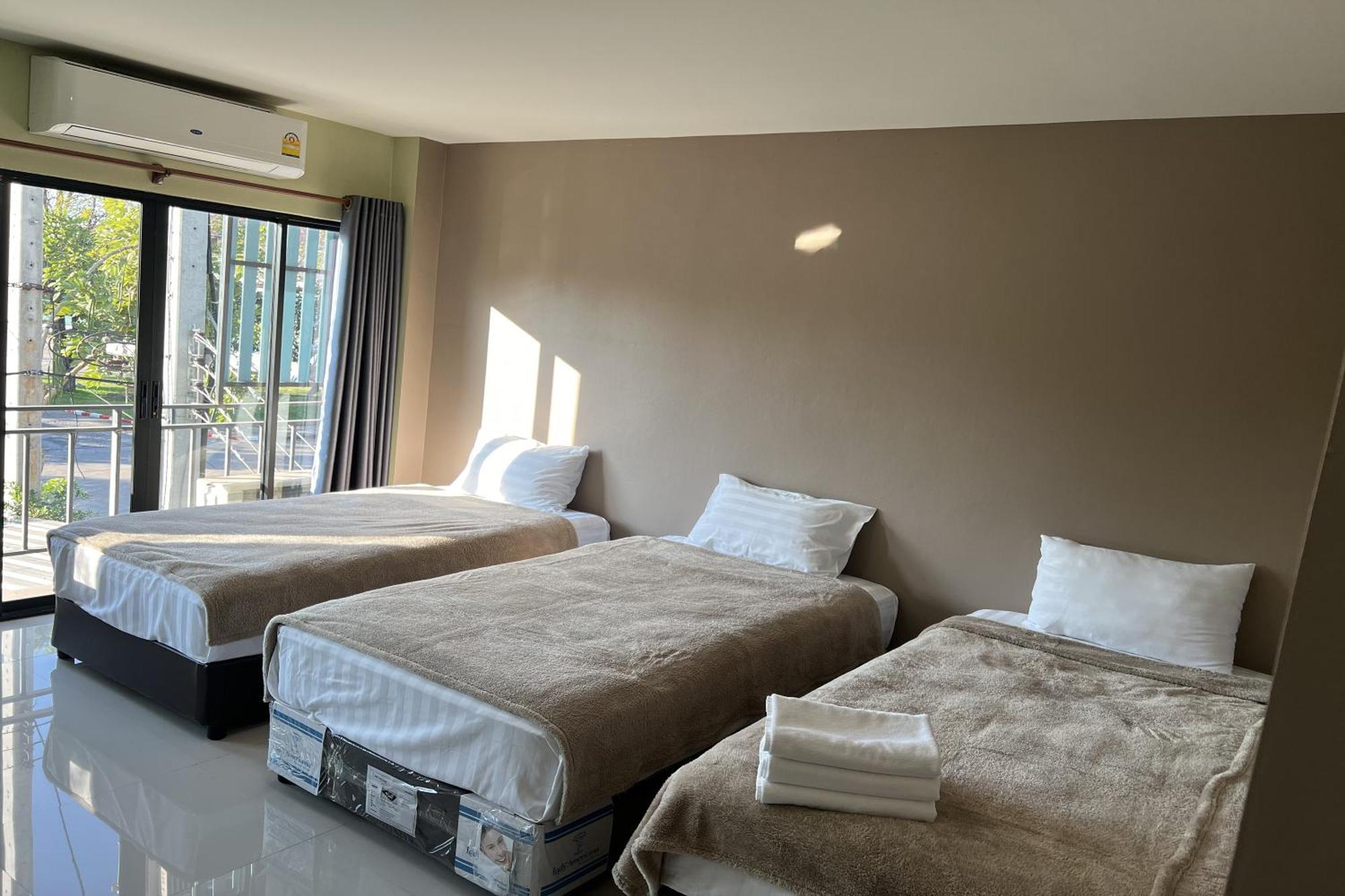 V Tharm Hotel Udon Thani Eksteriør billede