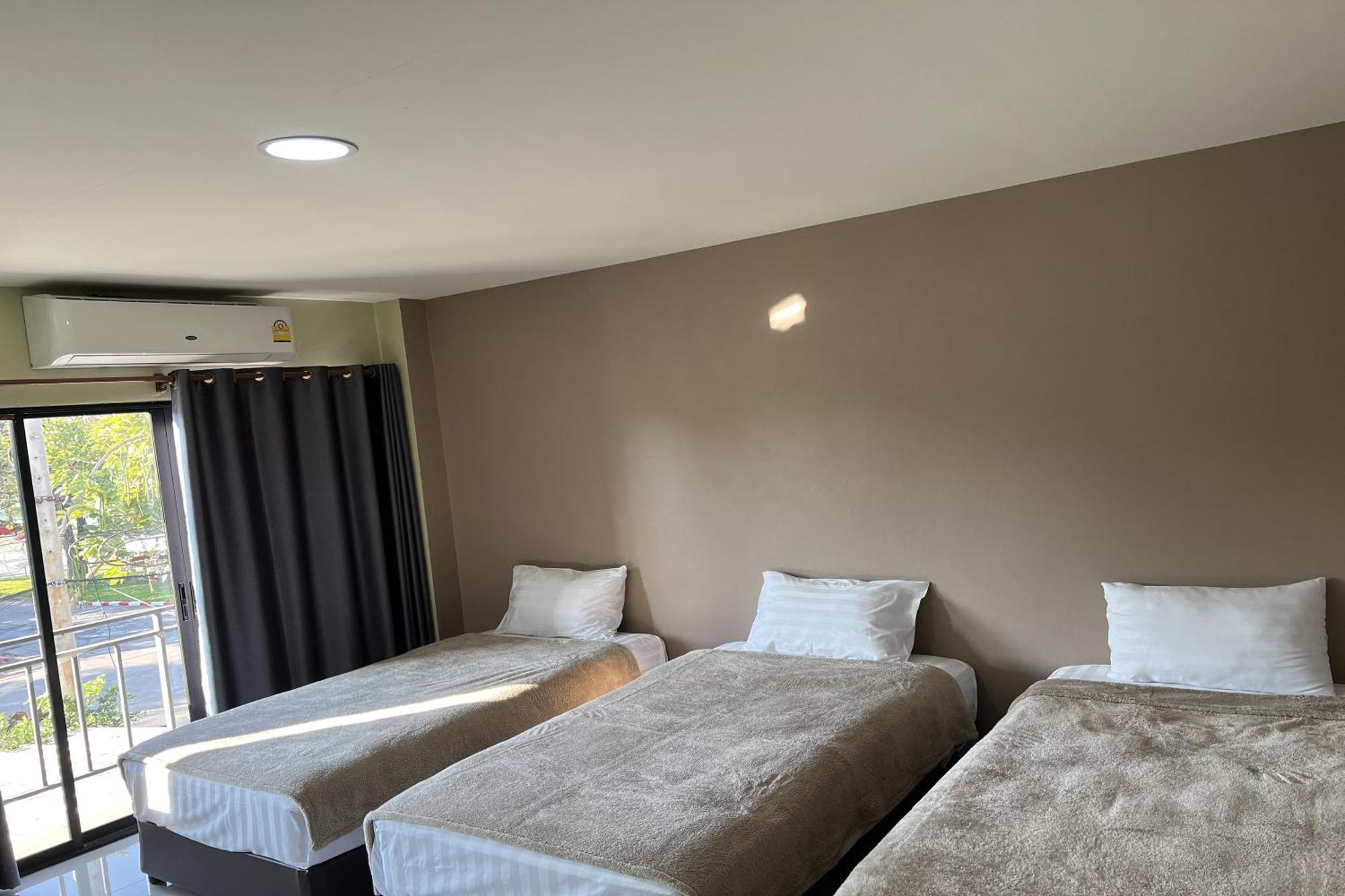 V Tharm Hotel Udon Thani Eksteriør billede